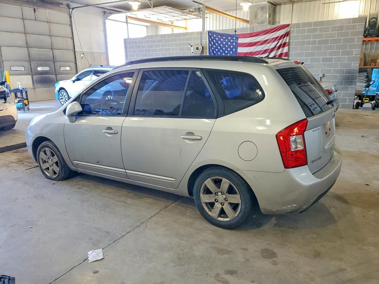 2008 Kia Rondo Lx/Ex - Фото 2