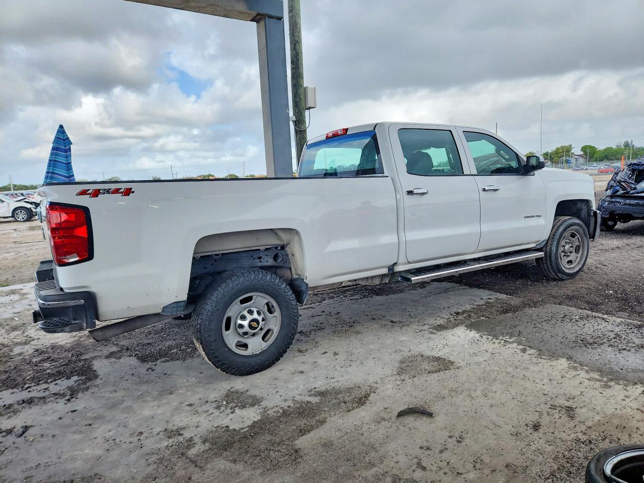 2018 Chevrolet Silverado K2500 Heavy Duty - Фото 3