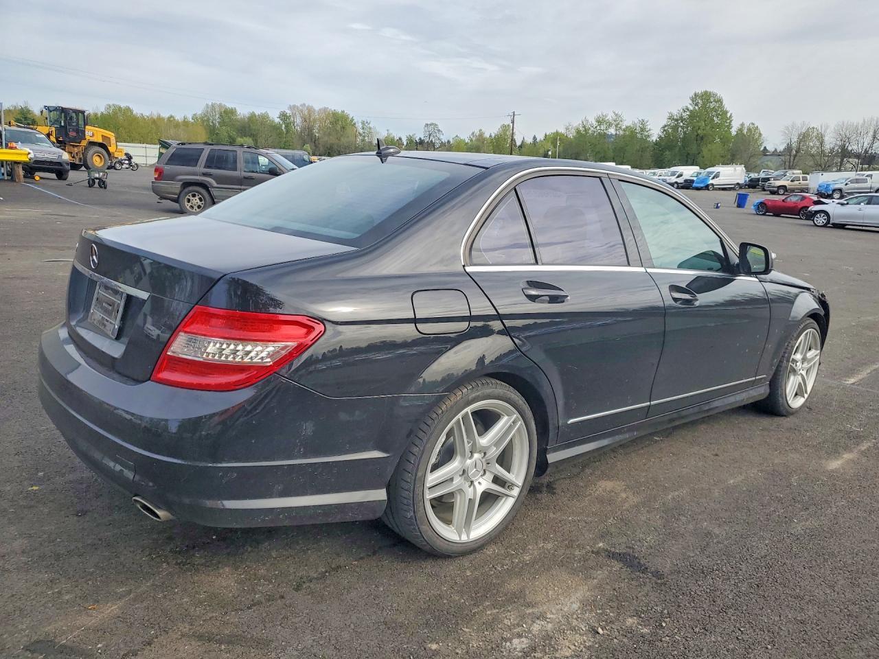 2009 Mercedes-Benz C 300 - Image 3