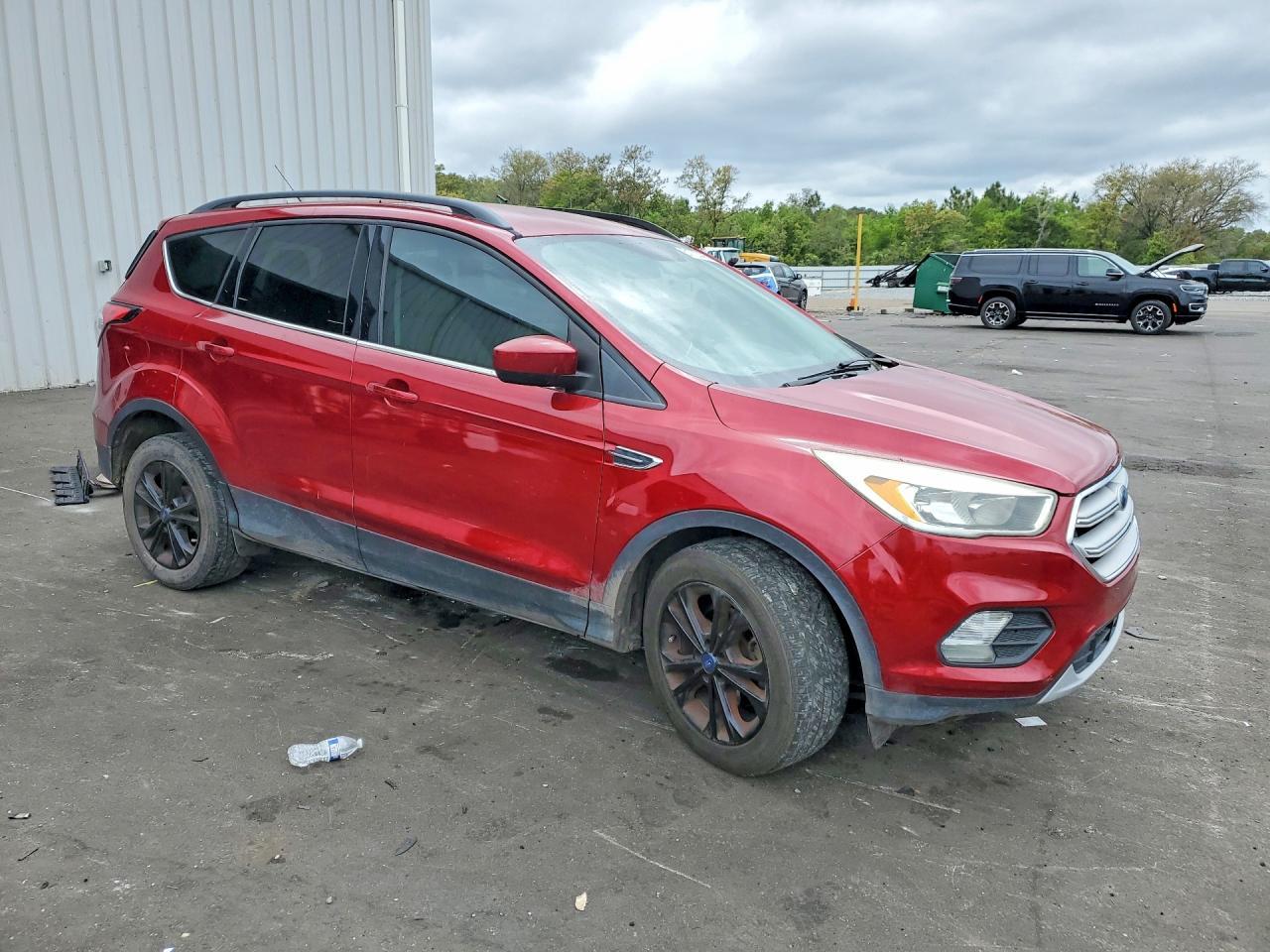 2018 Ford Escape Se - Фото 4