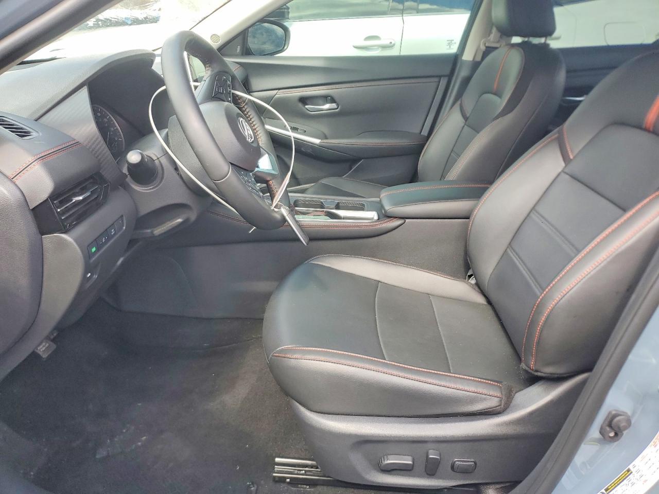2025 Nissan Sentra Sr - Image 7