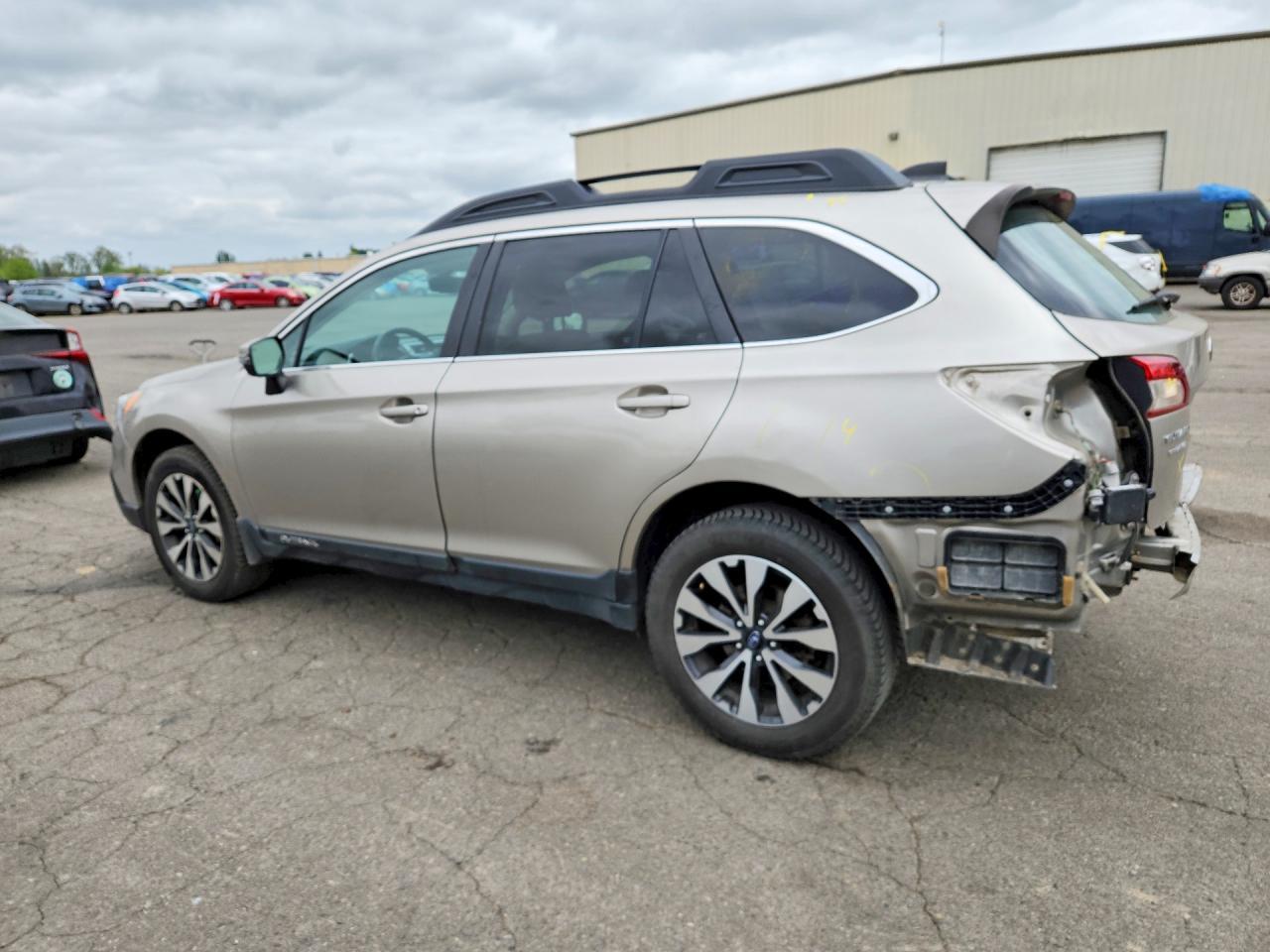 2017 Subaru Outback 2.5I Limited - Фото 2