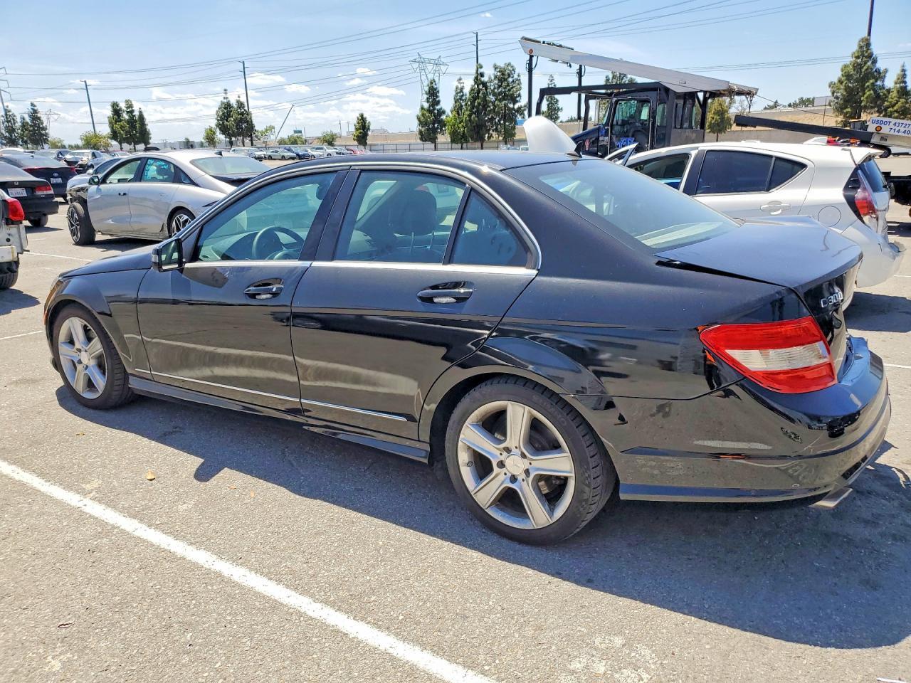 2010 Mercedes-Benz C 300 - Image 2