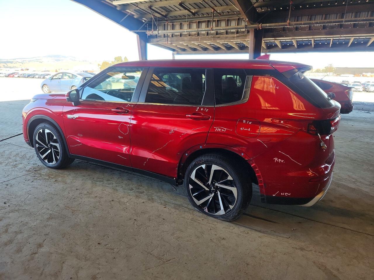2023 Mitsubishi Outlander Se - Фото 2