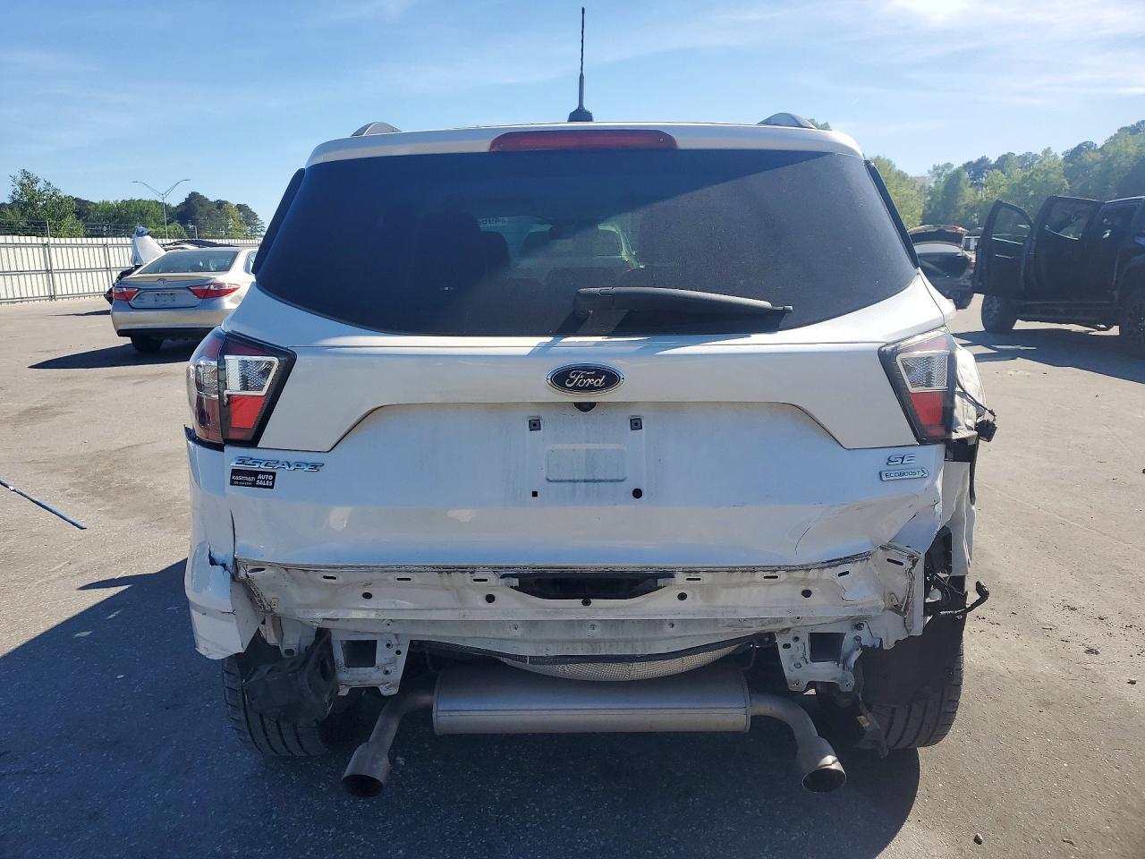 2017 Ford Escape Se - Image 6