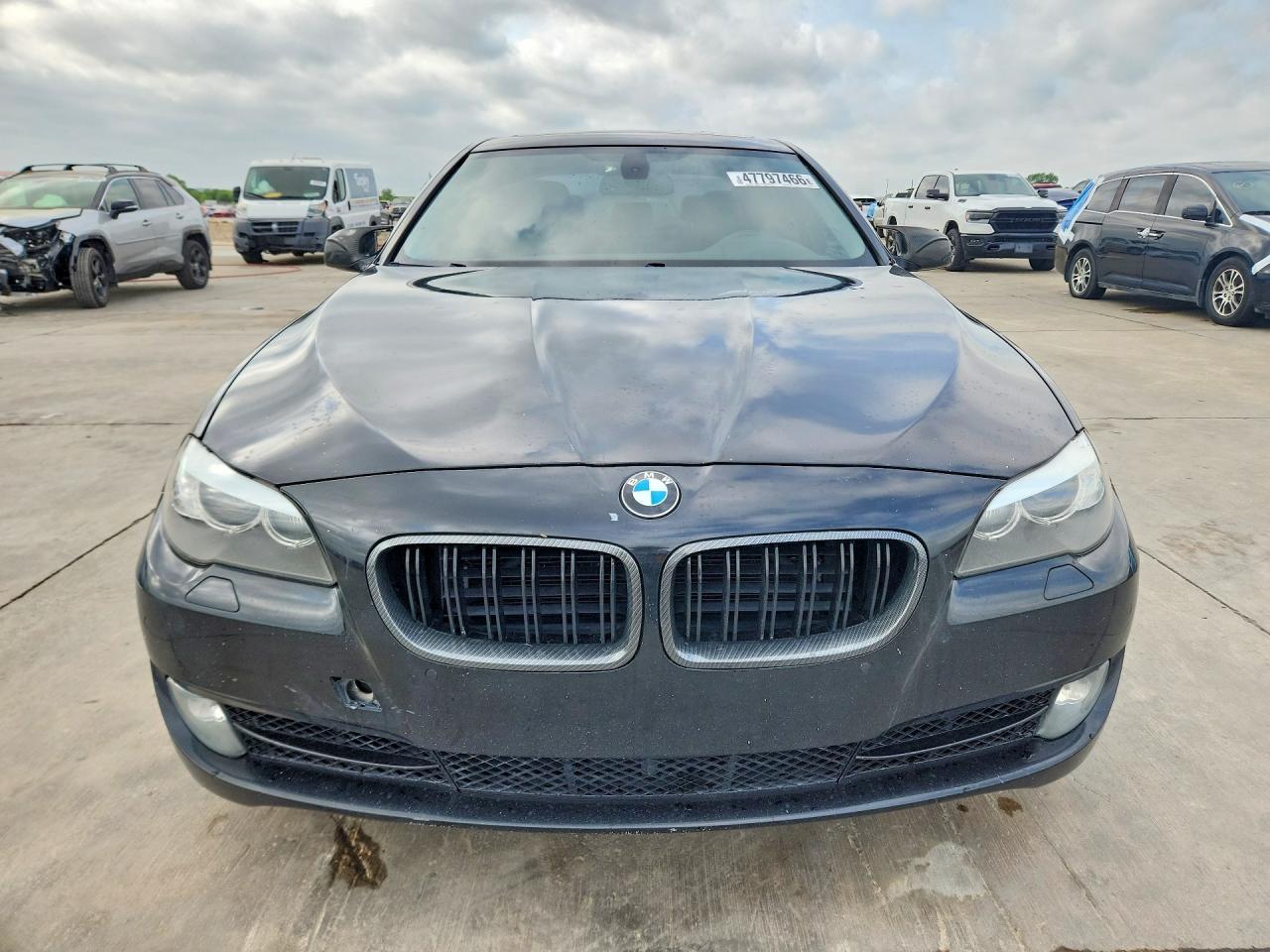 2011 BMW 550 I - Фото 5