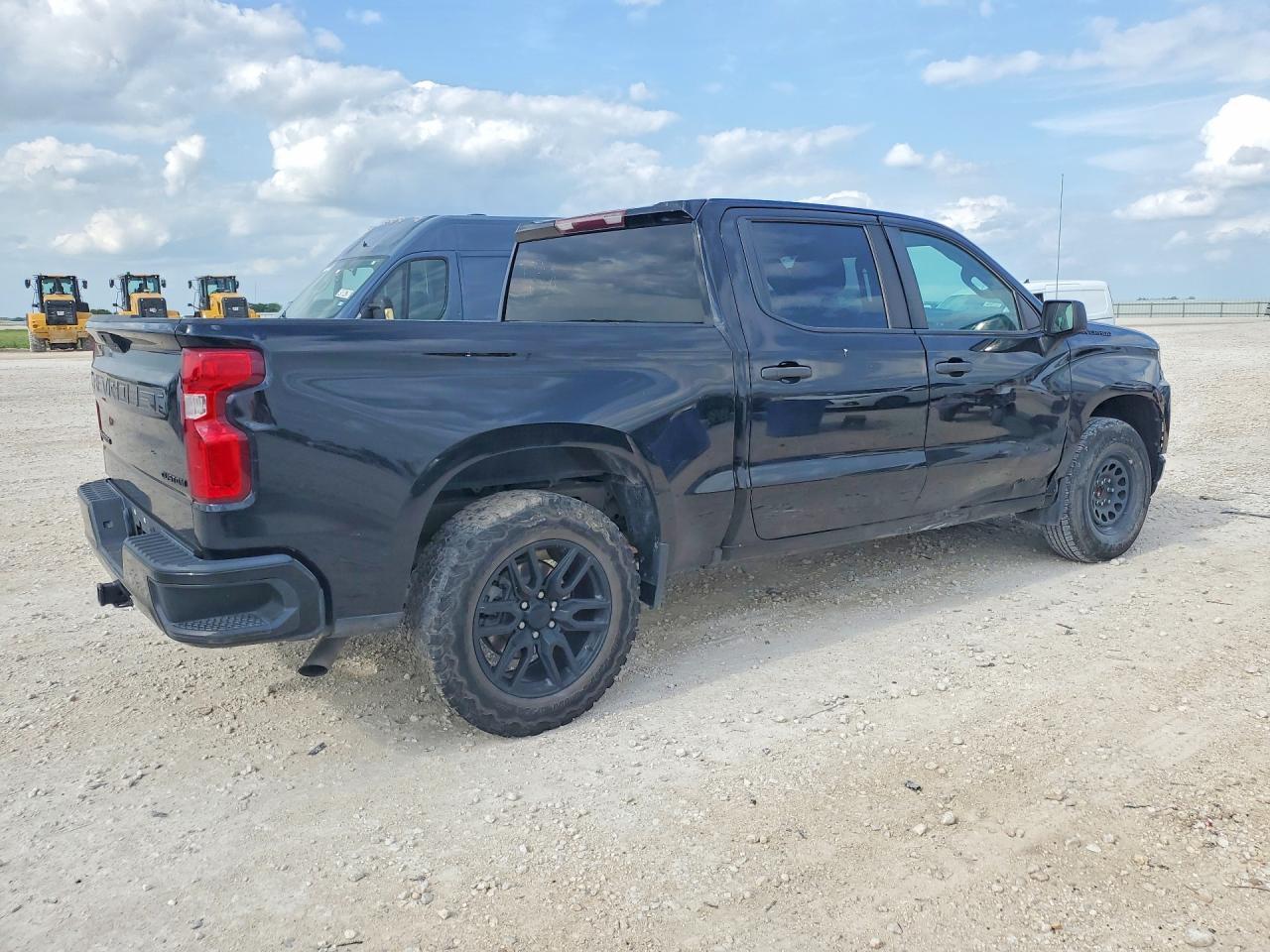 2021 Chevrolet Silverado C1500 Custom - Image 3