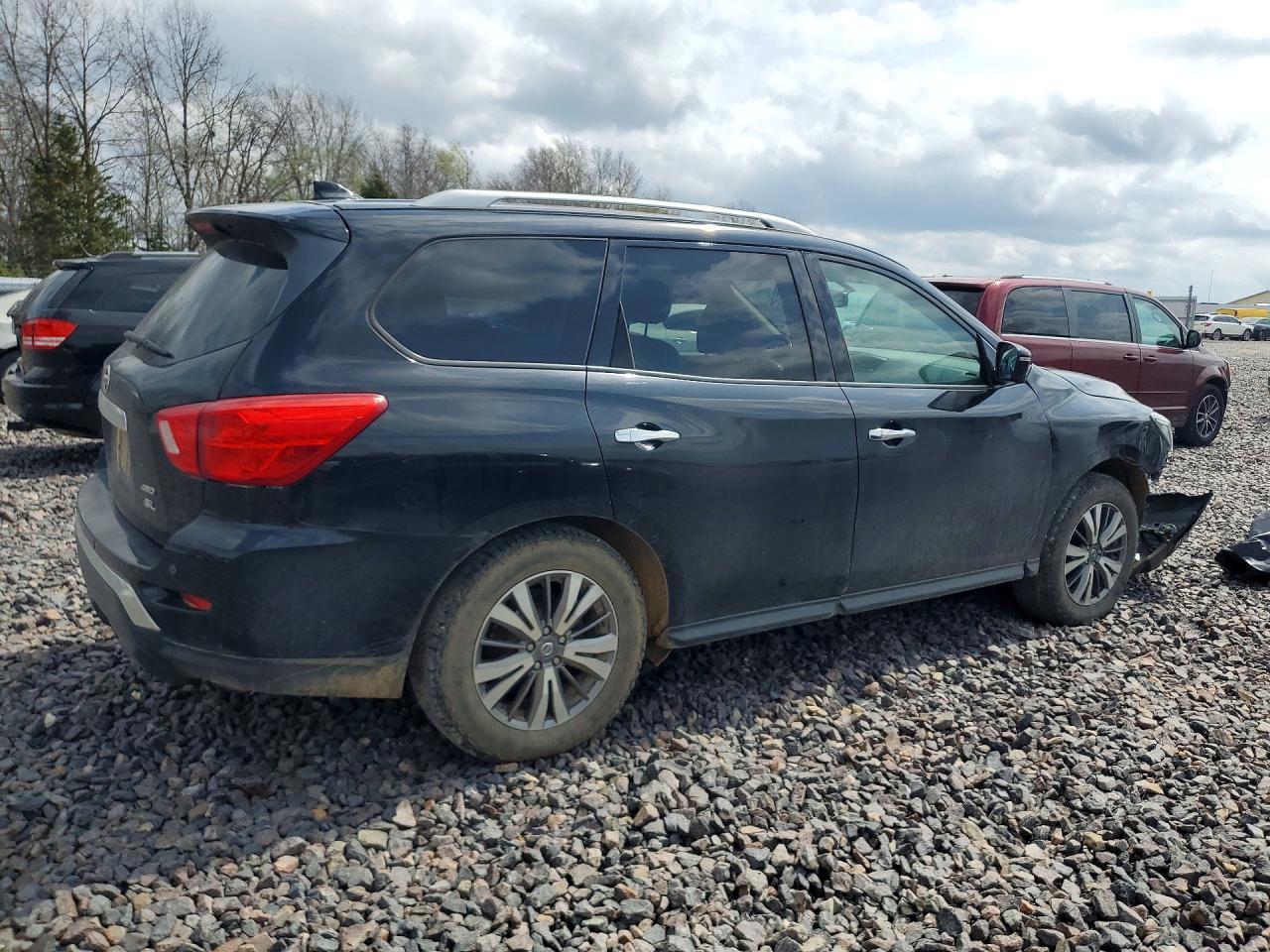 2019 Nissan Pathfinder Sl - Фото 3