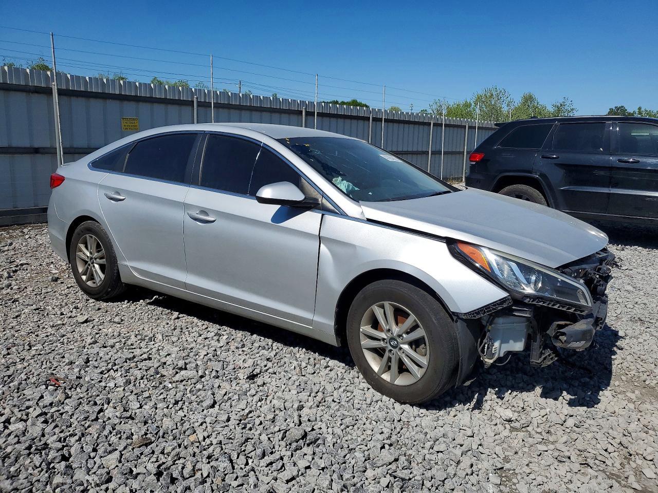 2017 Hyundai Sonata Base - Фото 4