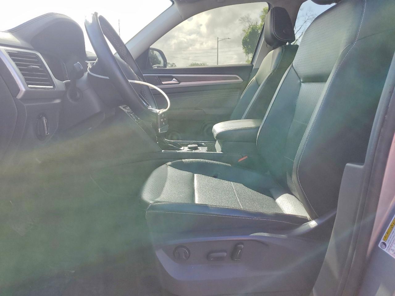 2022 Volkswagen Atlas Se - Image 7