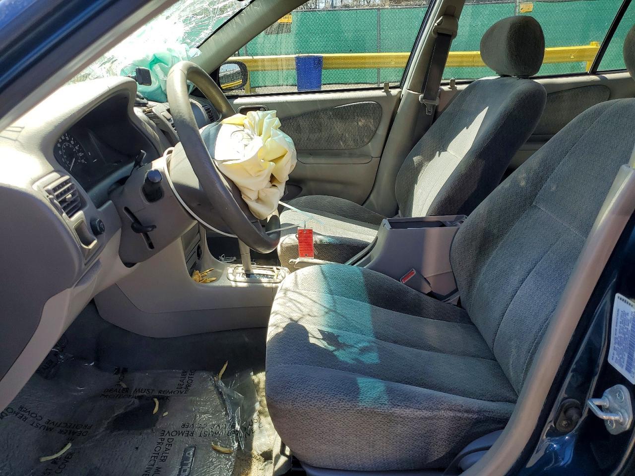 2001 Toyota Corolla Le - Image 7