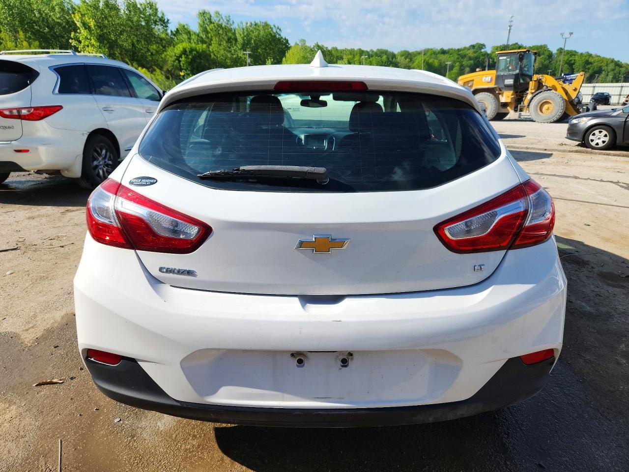 2018 Chevrolet Cruze Lt - Image 6