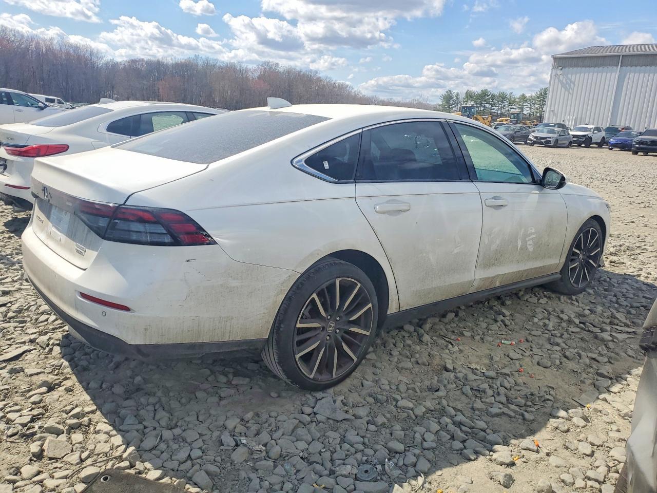 2023 Honda Accord Touring Hybrid - Фото 3