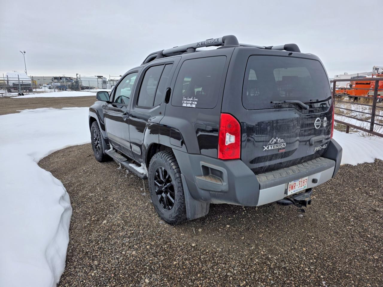 2011 Nissan Xterra - Image 2