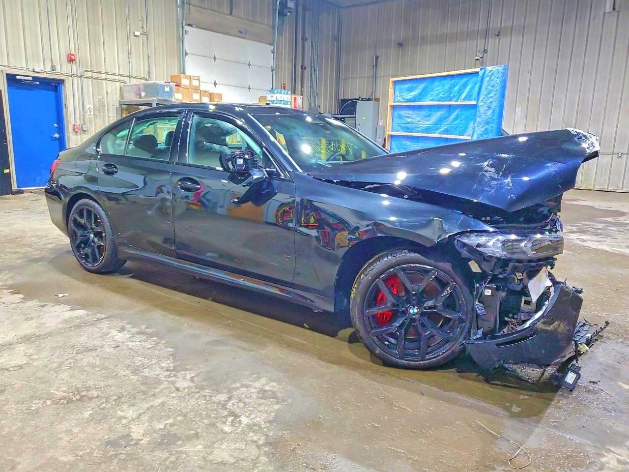 2026 BMW 330Xi - Фото 4