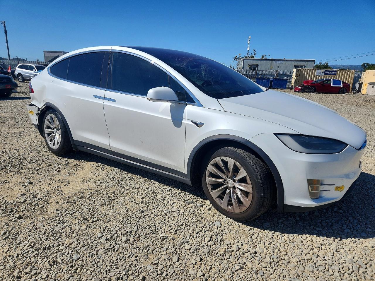 2018 Tesla Model X - Фото 4
