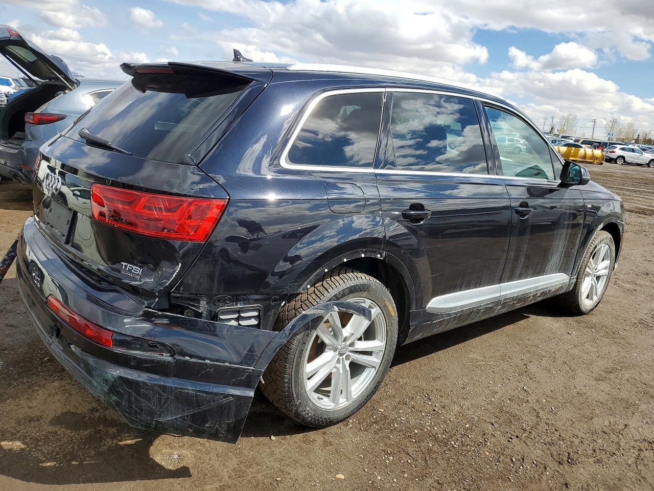 2017 Audi Q7 Technik S-Line - Image 3