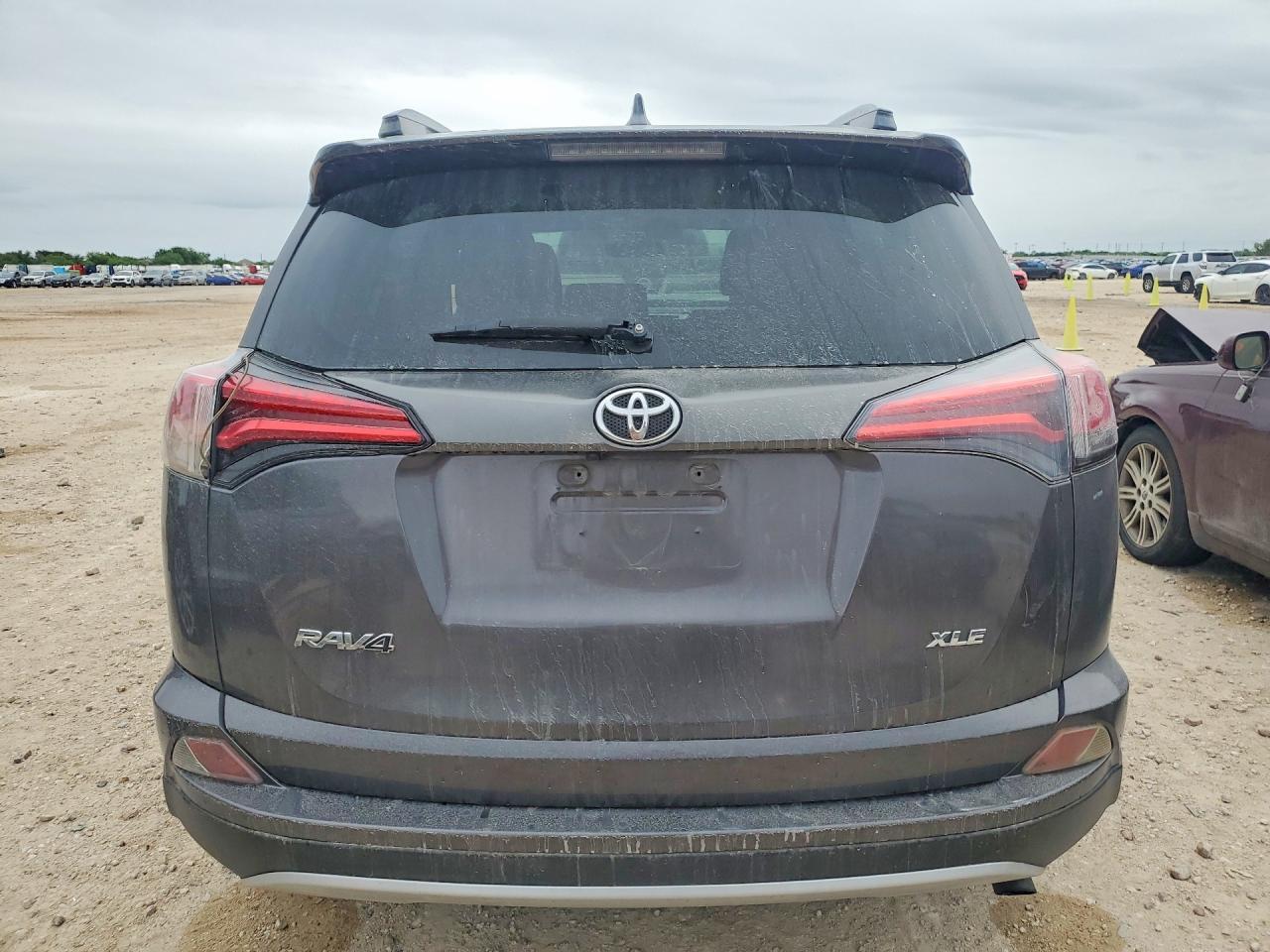 2018 Toyota Rav4 Xle - Фото 6