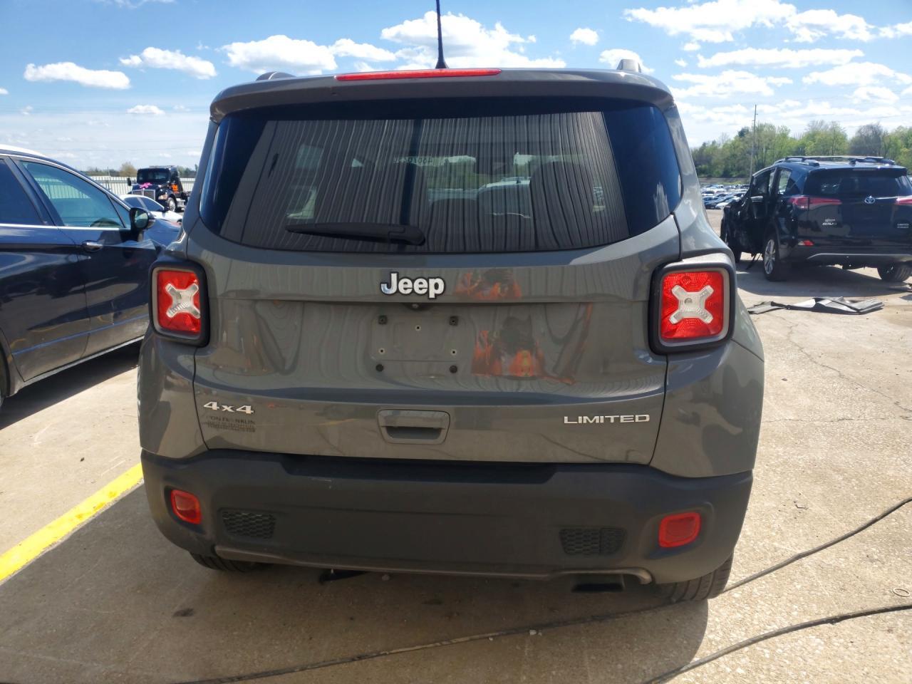 2020 Jeep Renegade Limited - Image 6