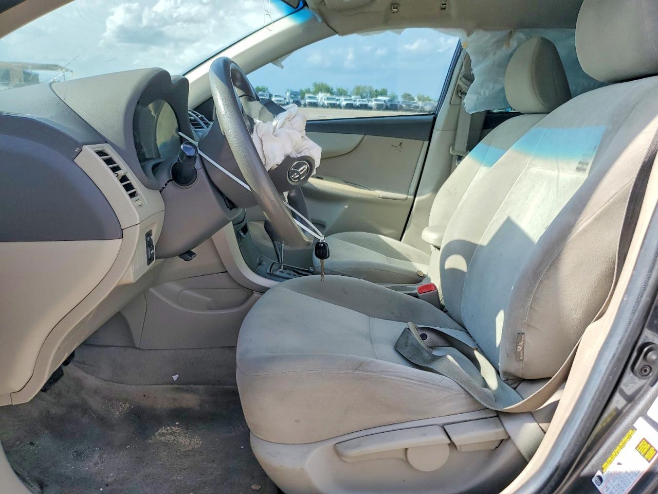 2009 Toyota Corolla Le - Фото 7