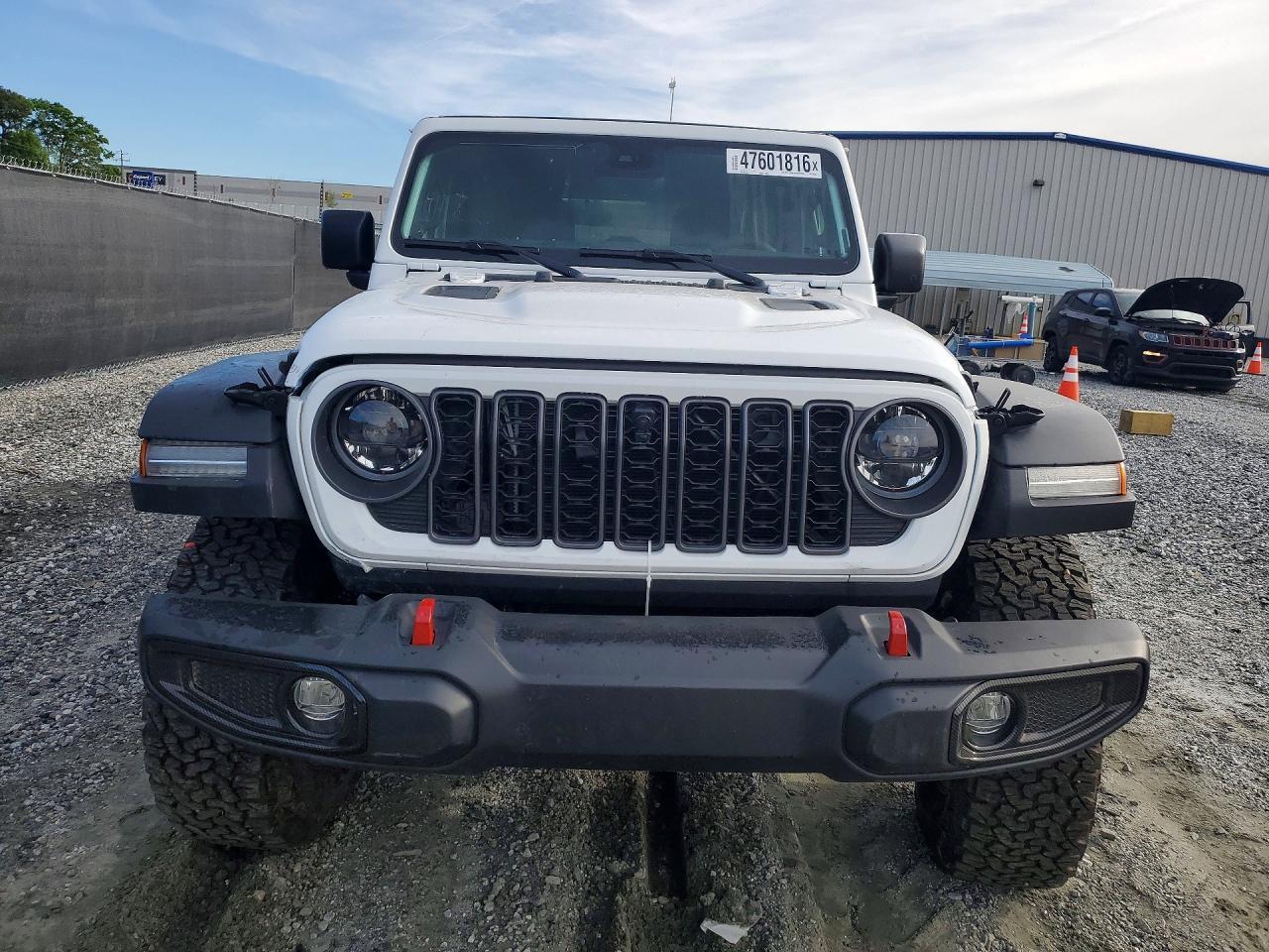 2025 Jeep Wrangler Rubicon - Фото 5
