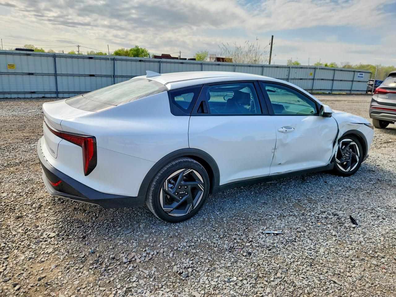 2025 Kia K4 Ex - Фото 3