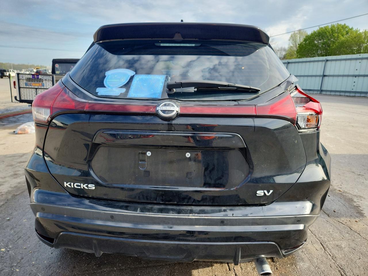 2022 Nissan Kicks Sv - Image 6