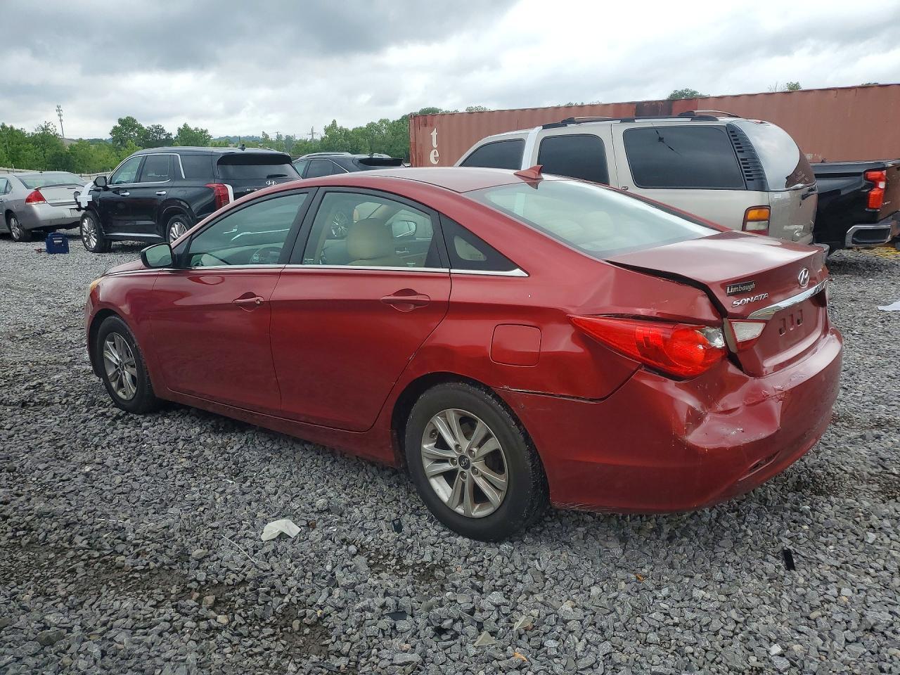 2013 Hyundai Sonata Gls - Image 2