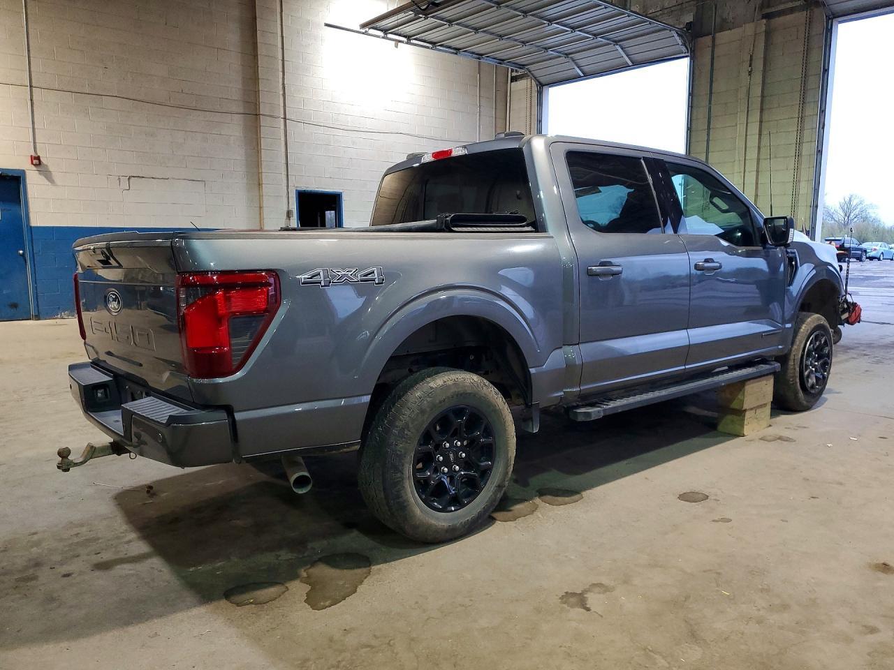 2024 Ford F150 Xlt - Фото 3