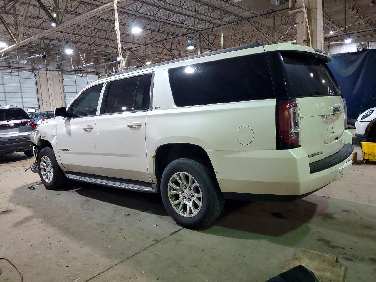 2015 GMC Yukon Xl K1500 Slt - Фото 2