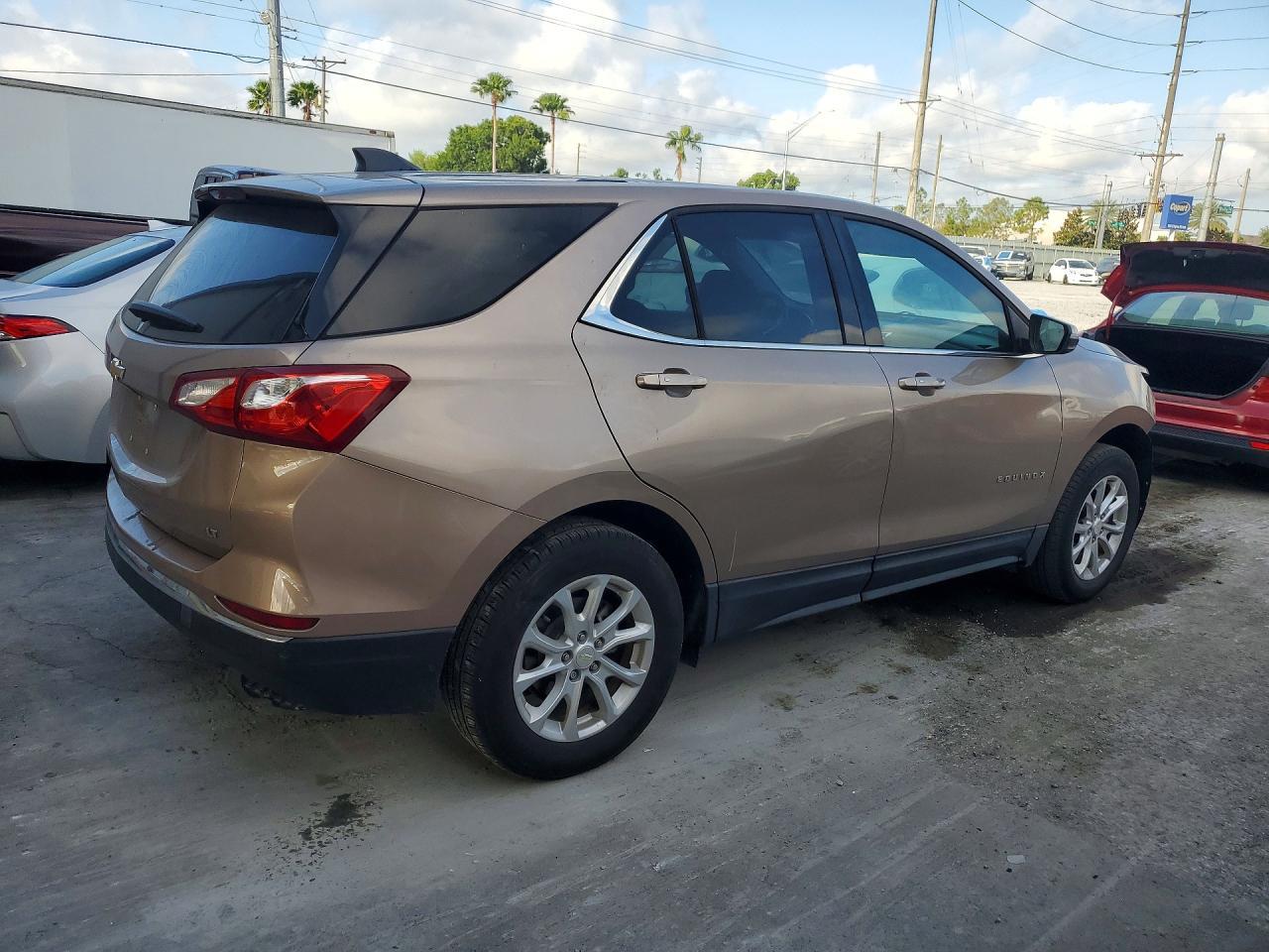 2018 Chevrolet Equinox Lt - Фото 3