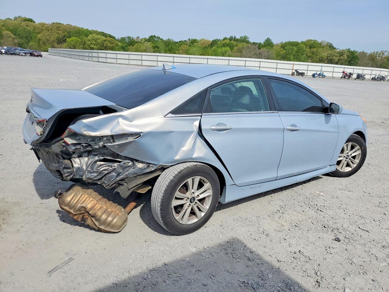 2014 Hyundai Sonata Gls - Image 3