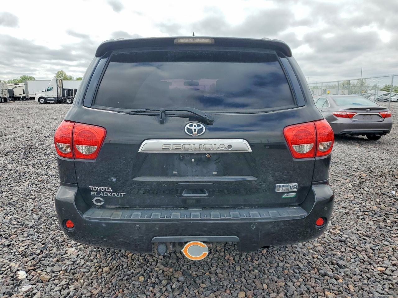 2010 Toyota Sequoia Platinum - Фото 6