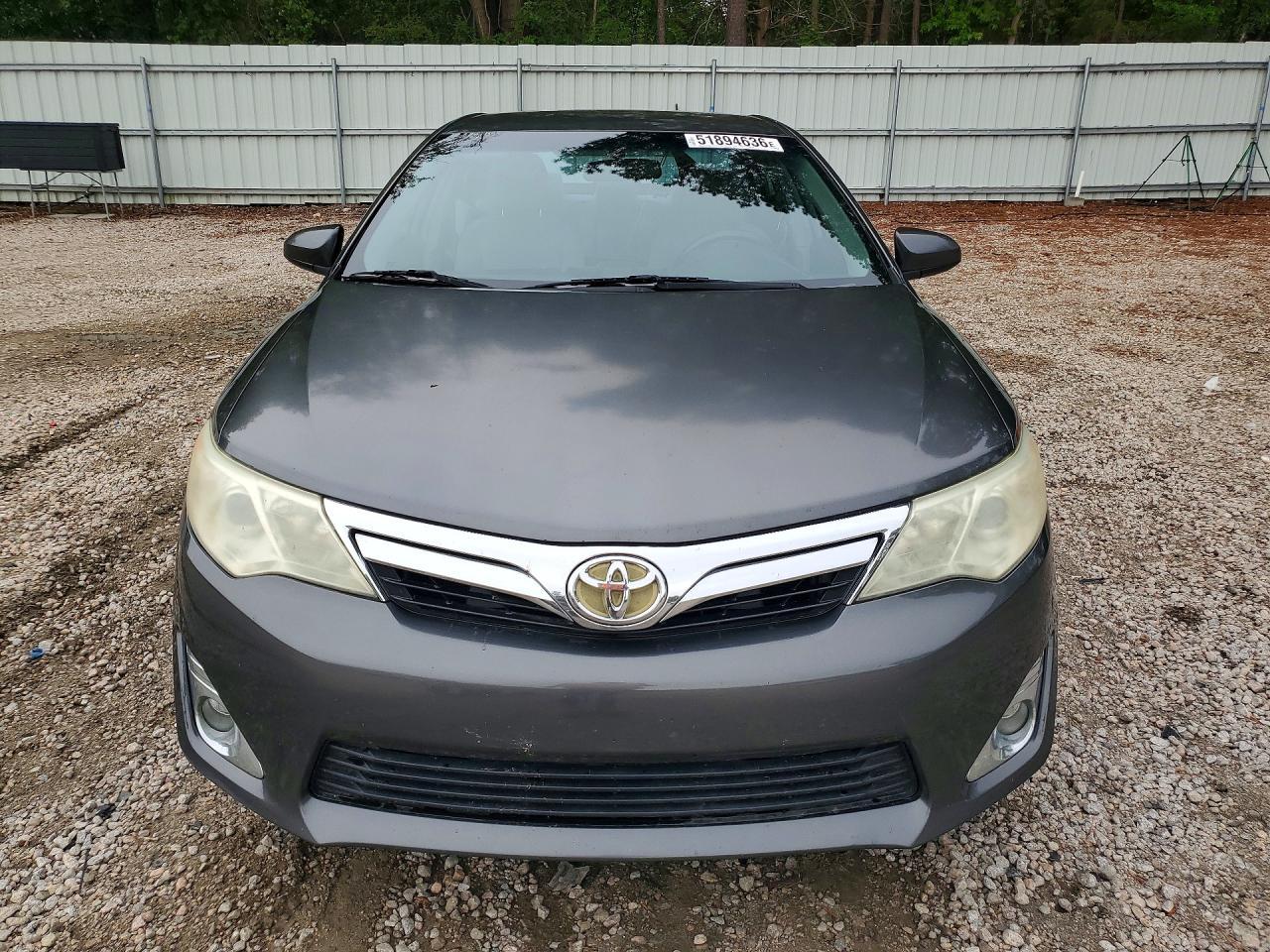 2012 Toyota Camry Le - Фото 5