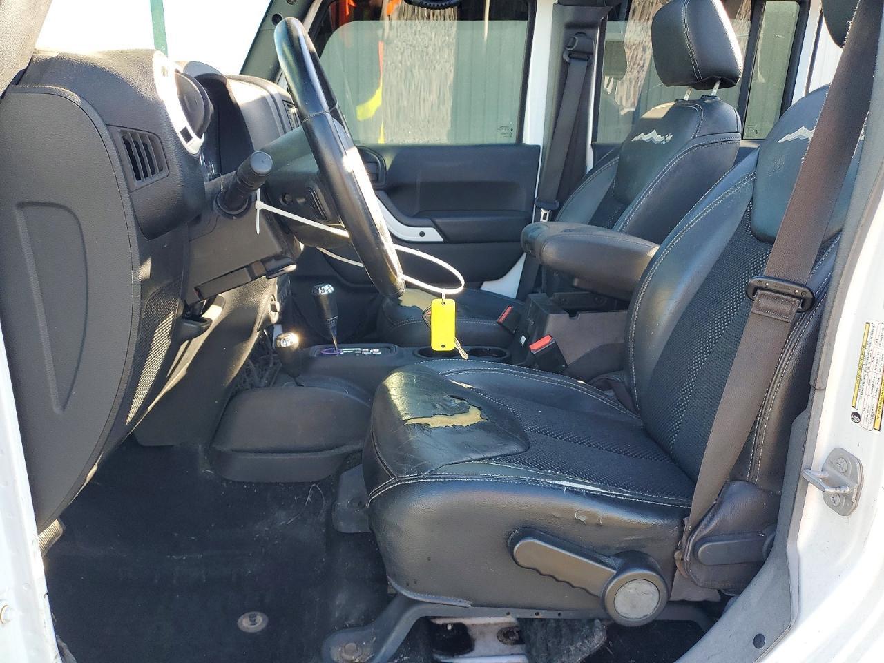 2015 Jeep Wrangler Unlimited Sahara - Фото 7