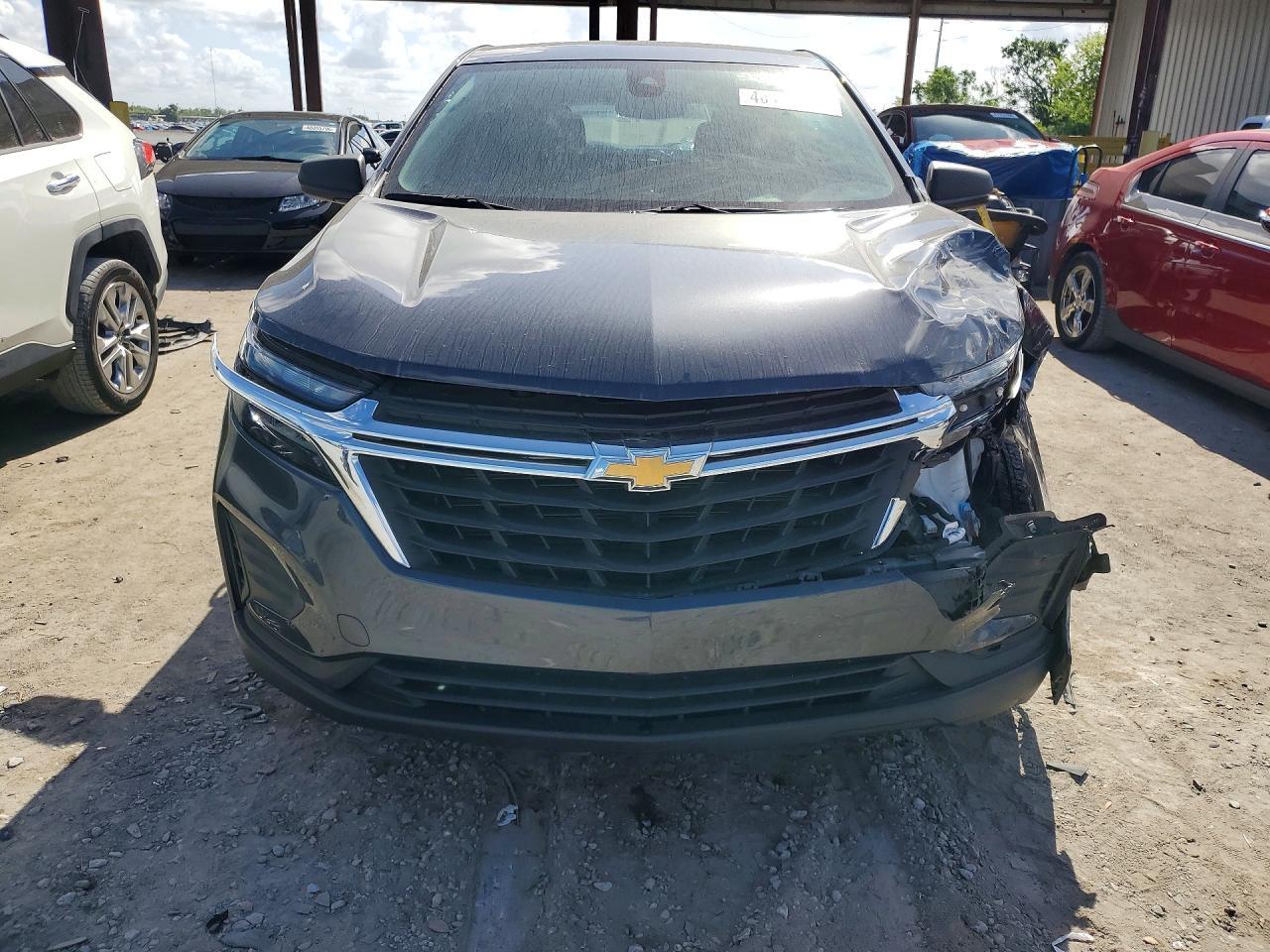 2022 Chevrolet Equinox Ls - Фото 5
