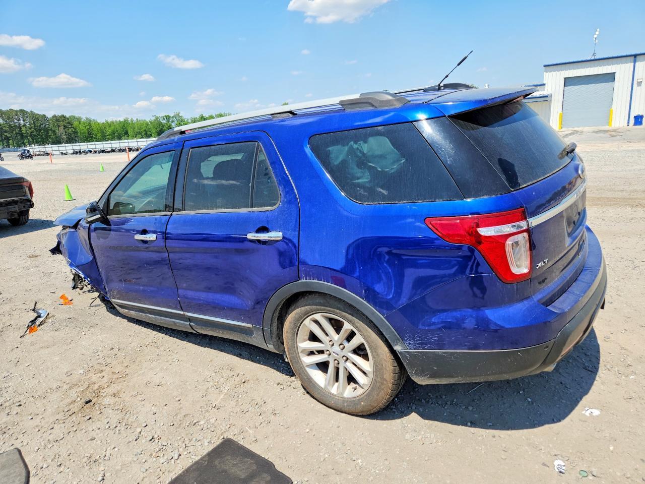 2014 Ford Explorer Xlt - Фото 2