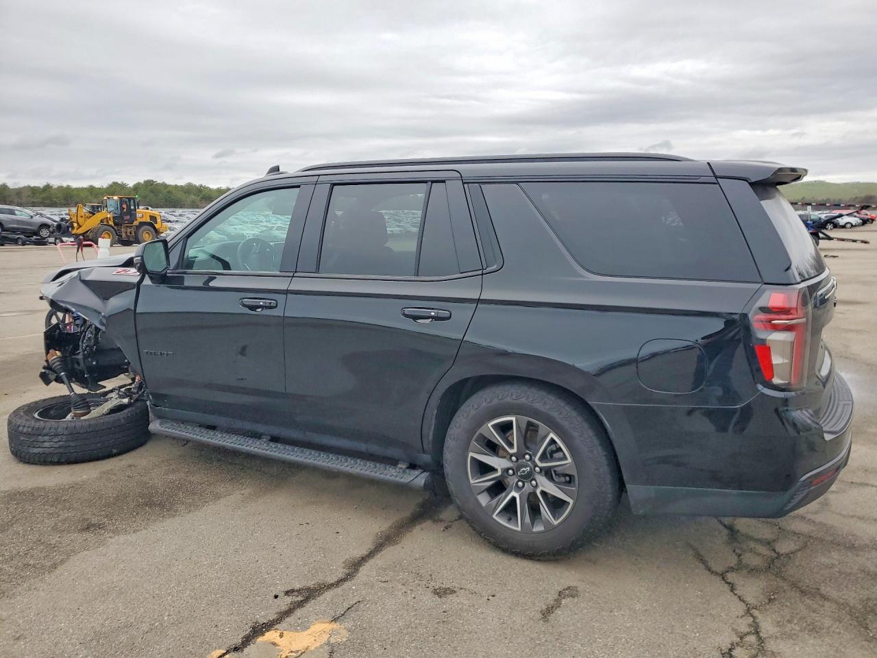 2024 Chevrolet Tahoe K1500 Z71 - Image 2
