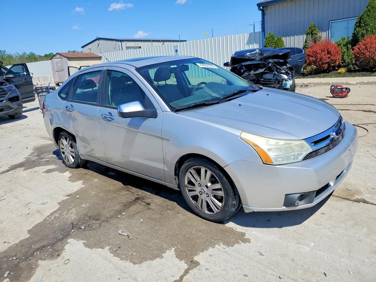 2010 Ford Focus Sel - Image 4