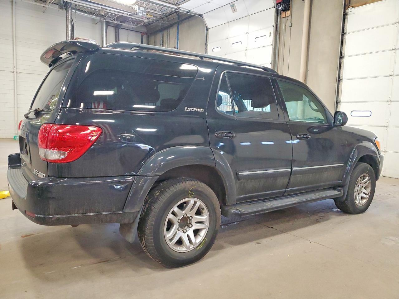 2005 Toyota Sequoia Limited - Фото 3