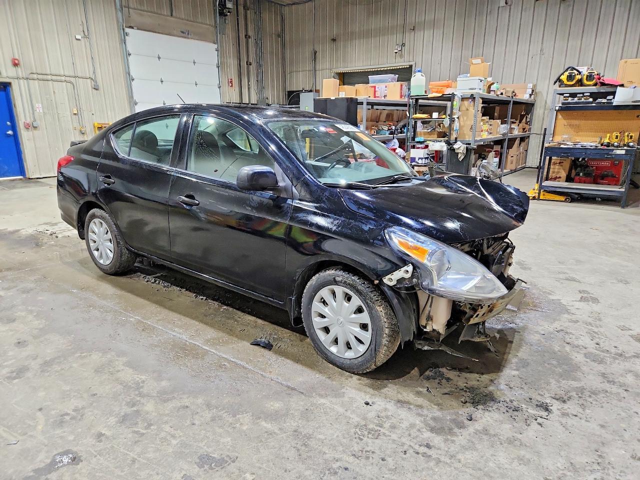 2015 Nissan Versa 1.6 S - Image 4