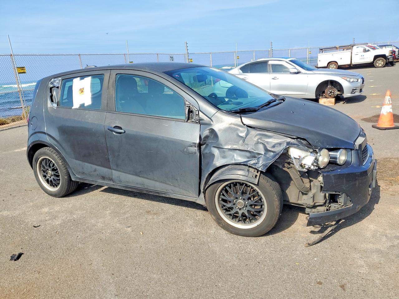 2016 Chevrolet Sonic Ls - Фото 4