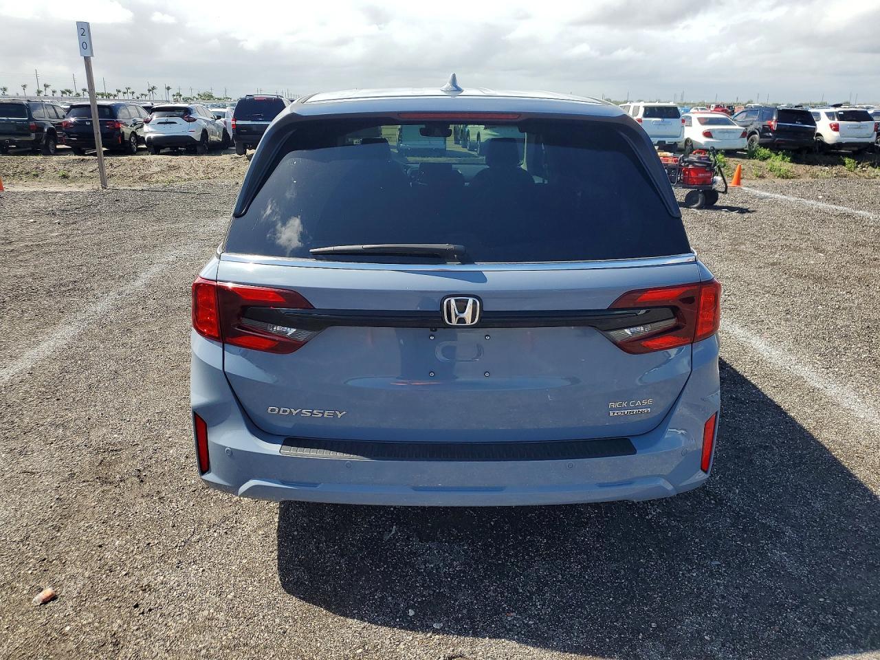 2025 Honda Odyssey Touring - Фото 6