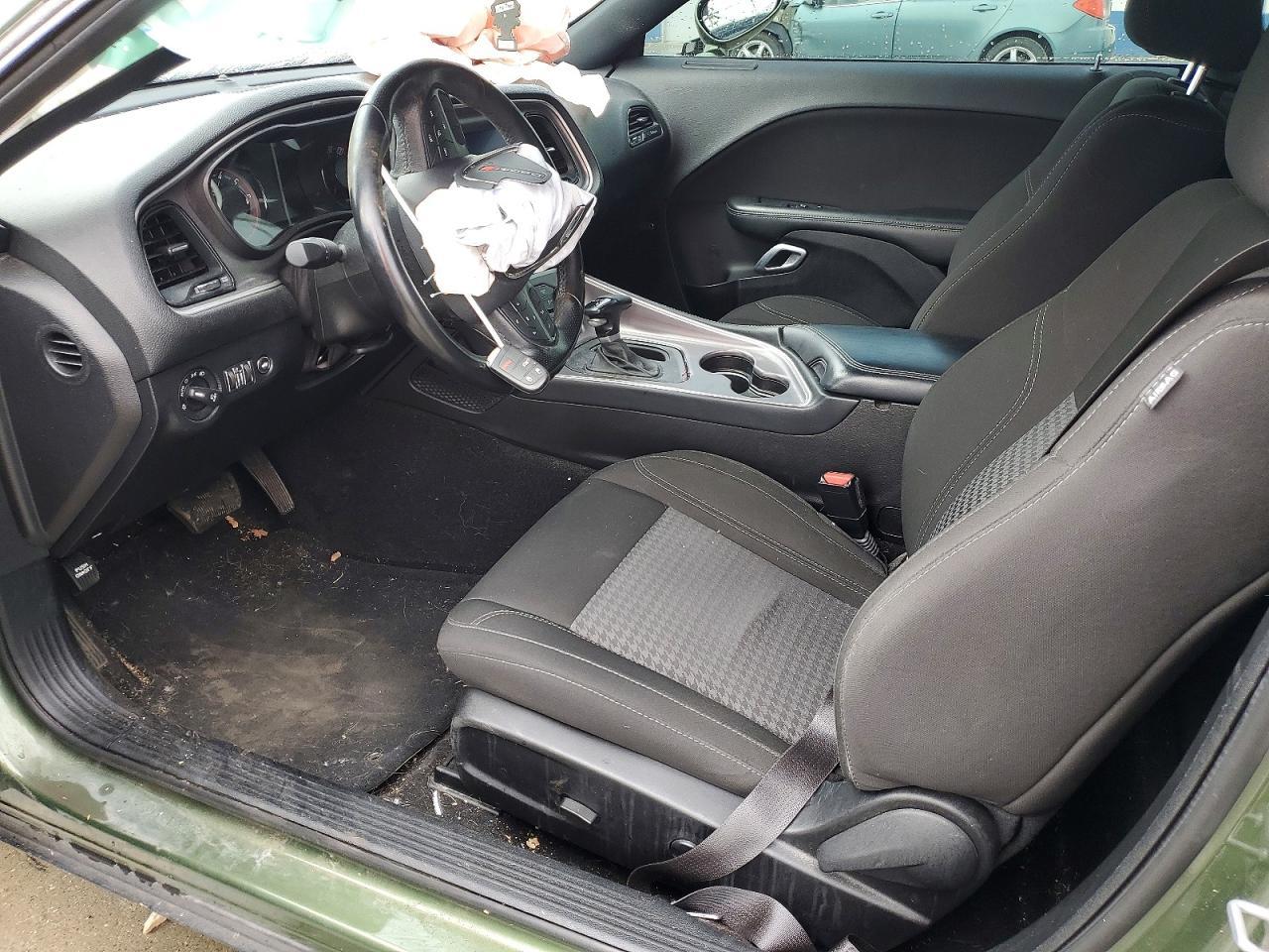 2022 Dodge Challenger Sxt - Image 7