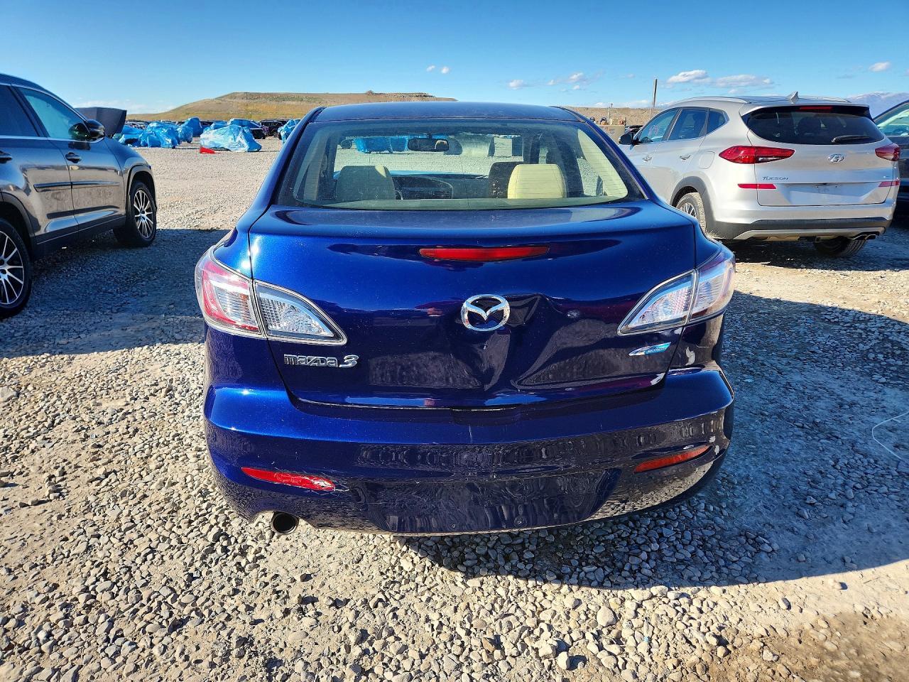 2012 Mazda 3 I - Image 6