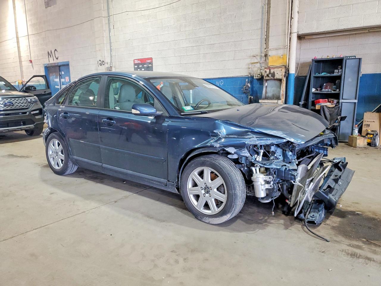 2006 Volvo S40 2.4I - Фото 4
