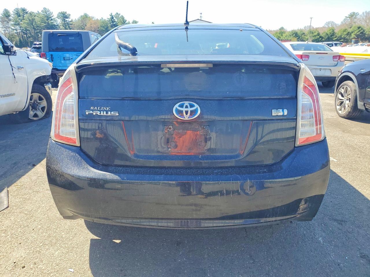 2012 Toyota Prius Two - Фото 6