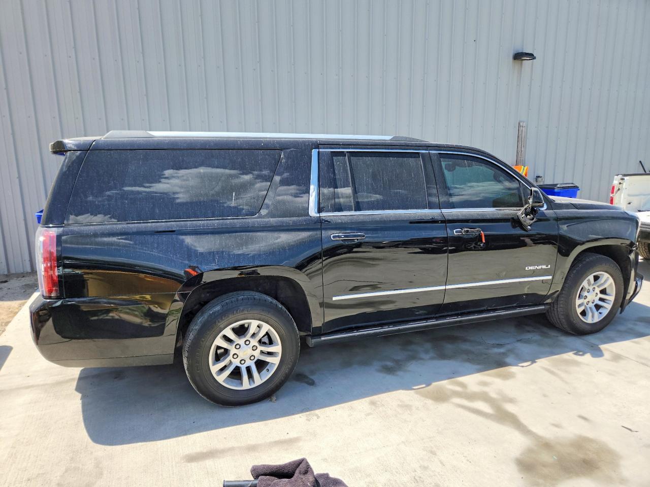 2018 GMC Yukon Xl Denali - Фото 3