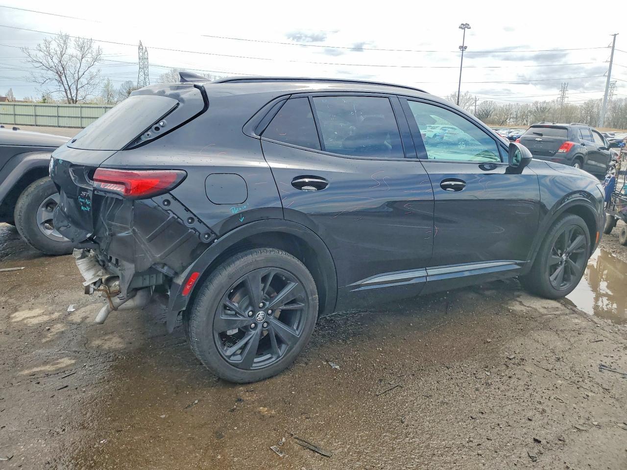 2023 Buick Envision Essence - Фото 3