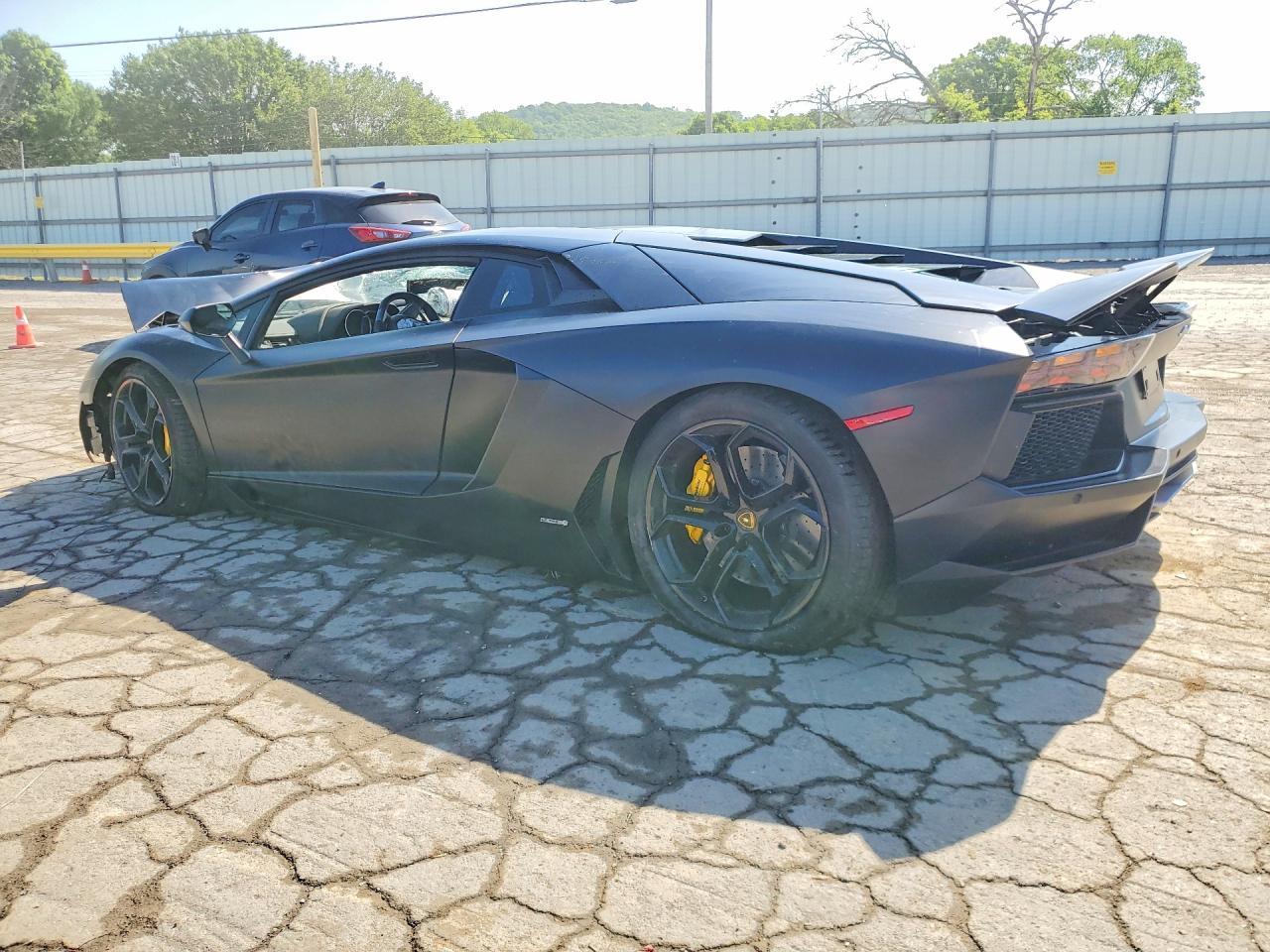 2013 Lamborghini Aventador - Фото 2